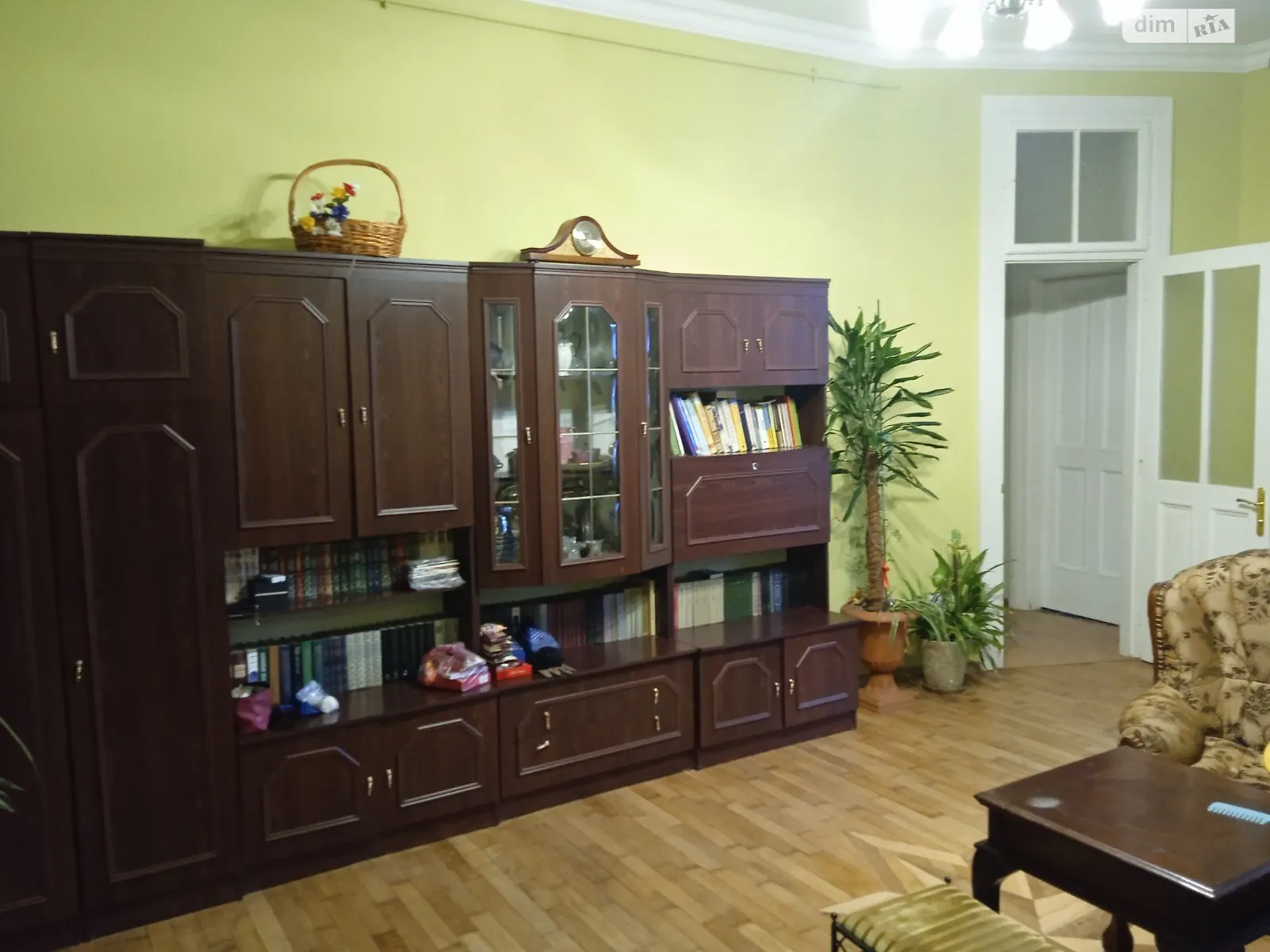 Продается 3-комнатная квартира 117 кв. м в Львове, ул. Дорошенко Петра - фото 1