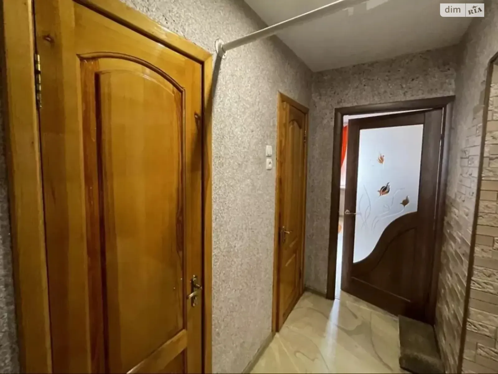 Продається 3-кімнатна квартира 62 кв. м у Чорноморську, цена: 67500 $