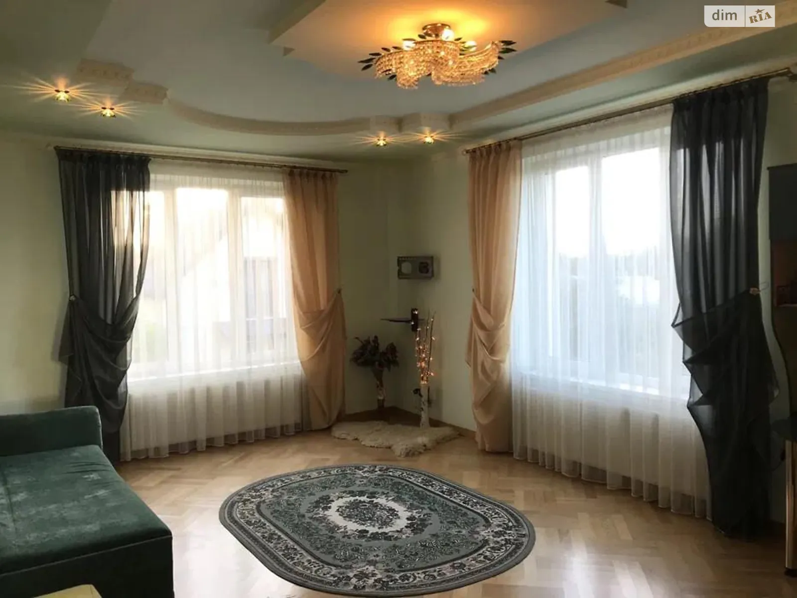 Продается дом на 2 этажа 230 кв. м с террасой - фото 3