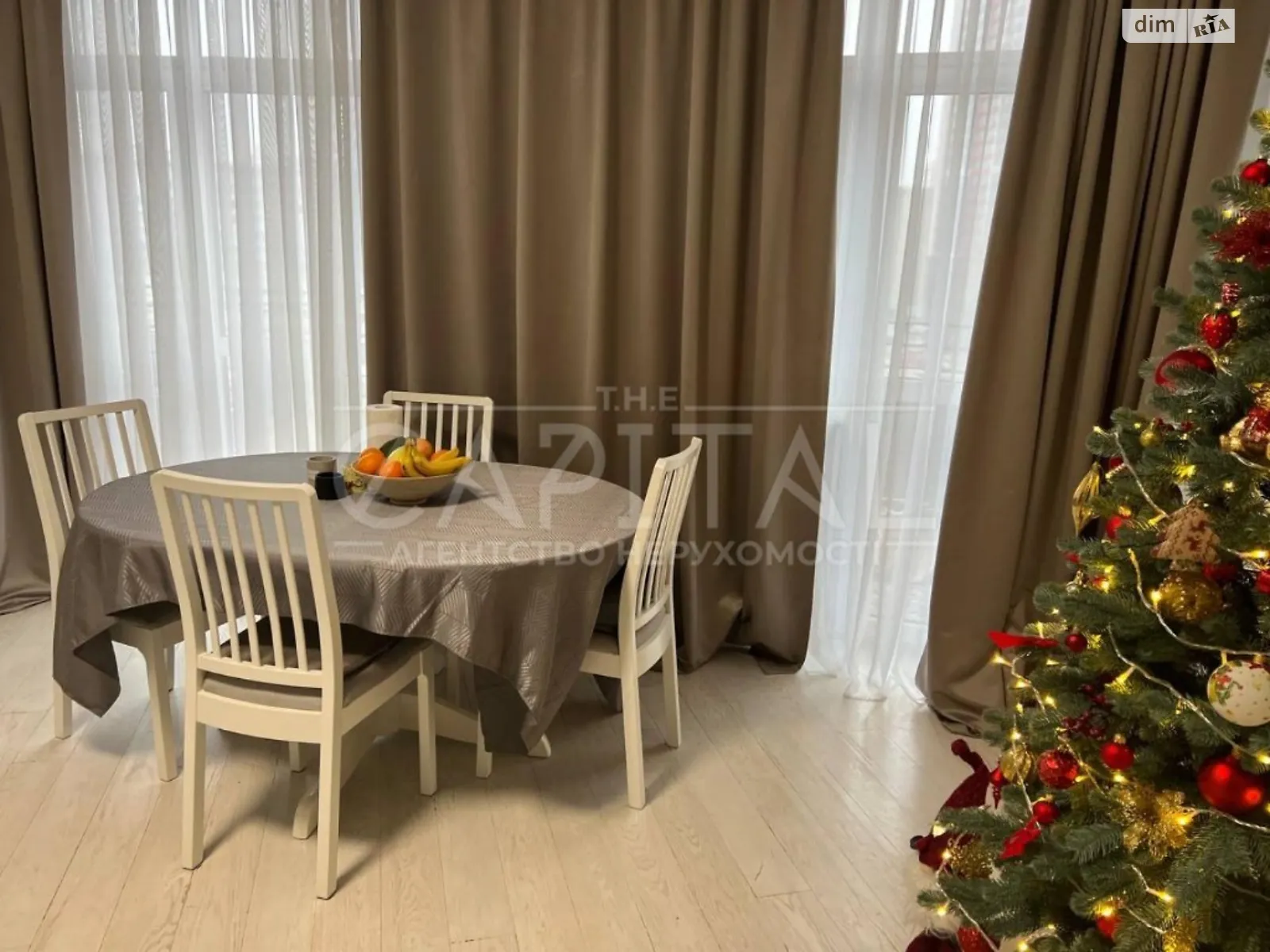 Продается 3-комнатная квартира 110 кв. м в Киеве, ул. Коновальца Евгения - фото 1