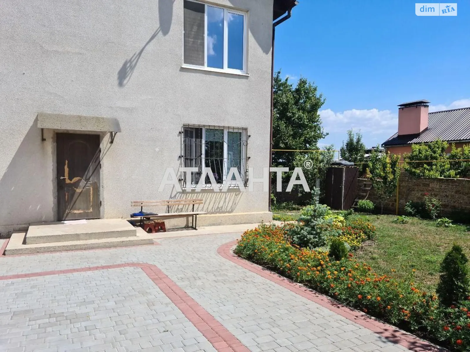 Продается дом на 2 этажа 173.4 кв. м с гаражом, цена: 75000 $ - фото 1