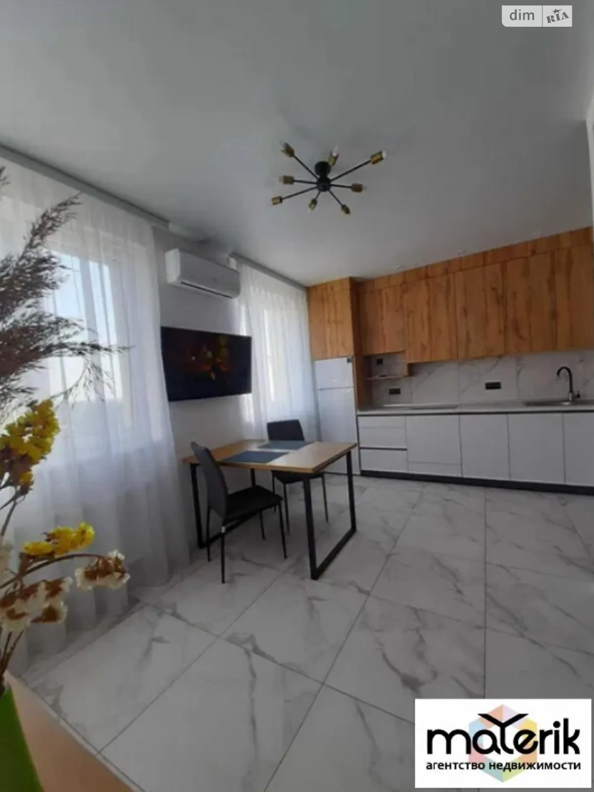 Продается 1-комнатная квартира 30 кв. м в Одессе, цена: 37000 $