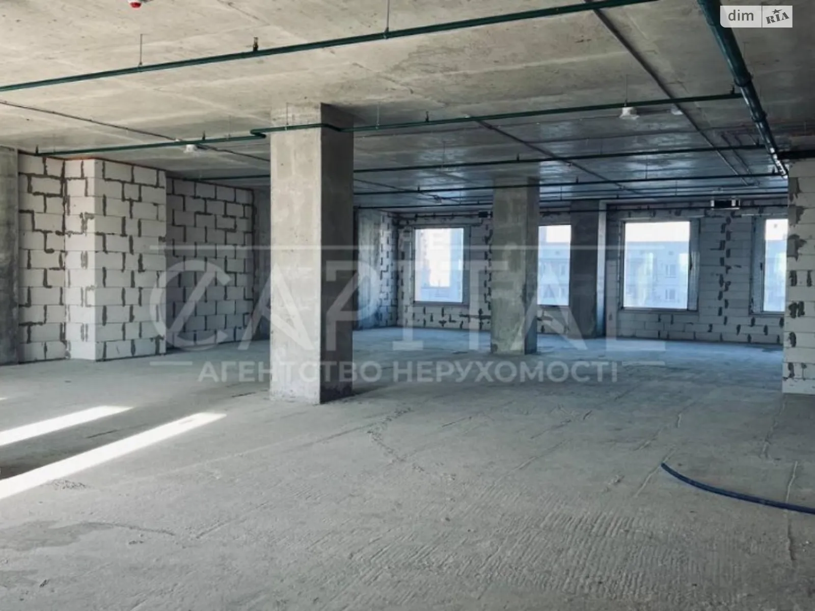 Сдается в аренду офис 290 кв. м в бизнес-центре, цена: 2320 $ - фото 1