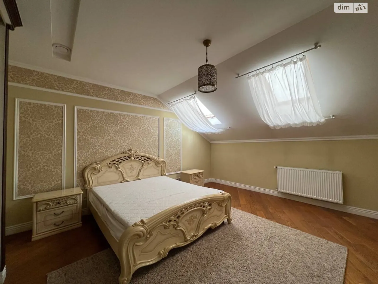 Продается 3-комнатная квартира 102 кв. м в Львове