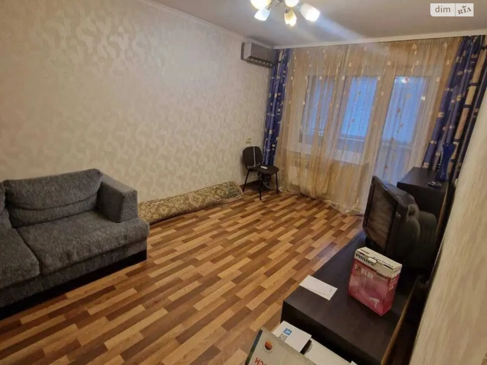 Продается 1-комнатная квартира 55 кв. м в Днепре, ул. Малиновского Маршала, 14 - фото 1
