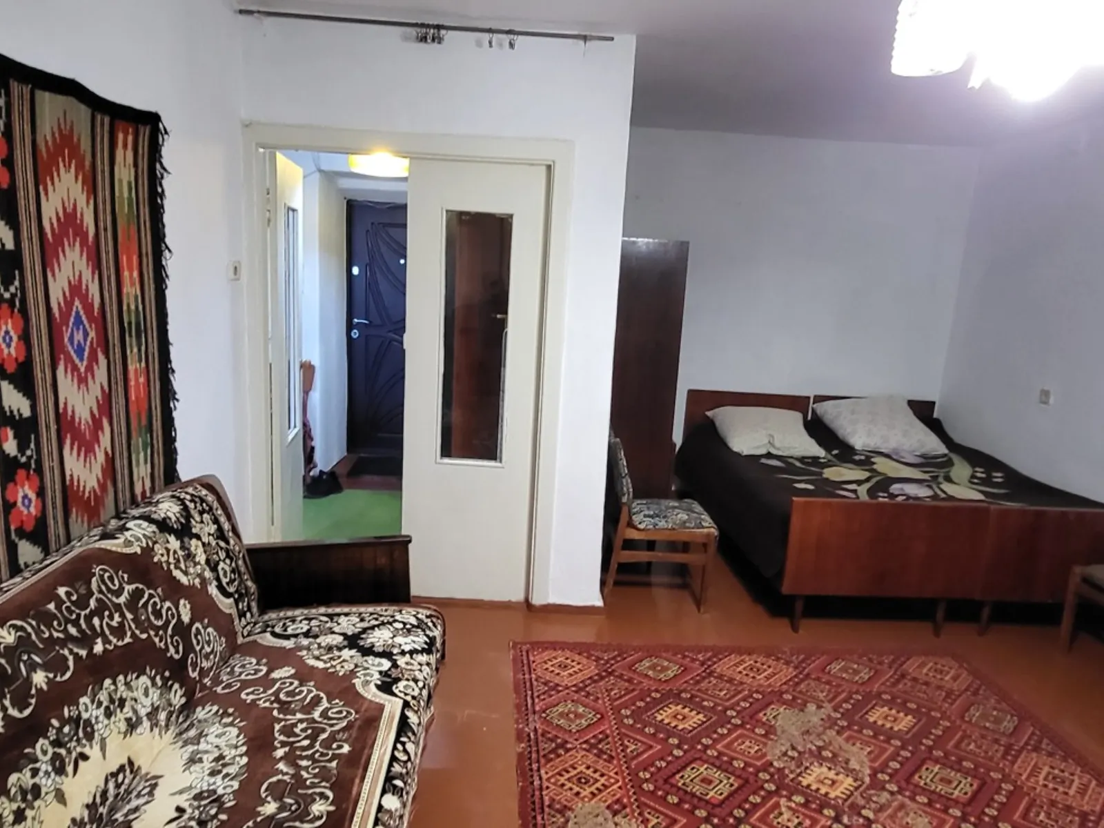 Продается 1-комнатная квартира 38 кв. м в Николаеве