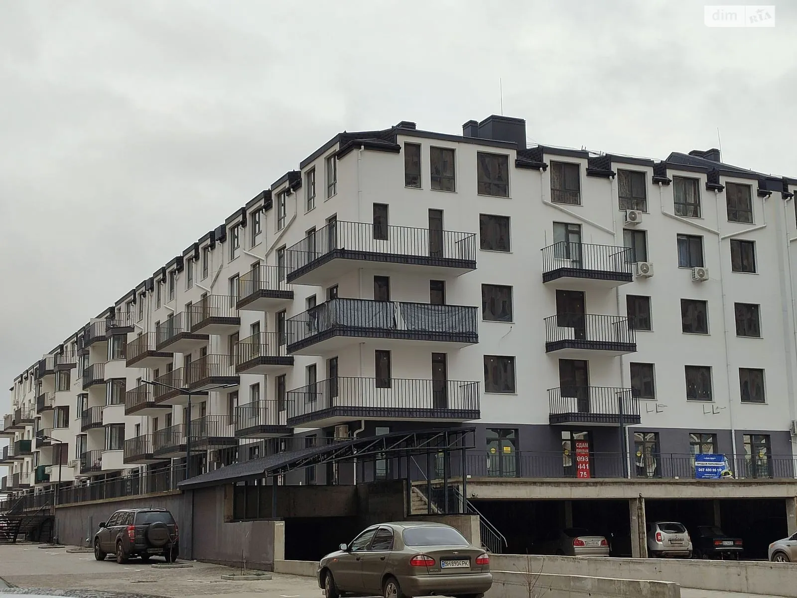 Продается 2-комнатная квартира 54 кв. м в Одессе, цена: 40000 $