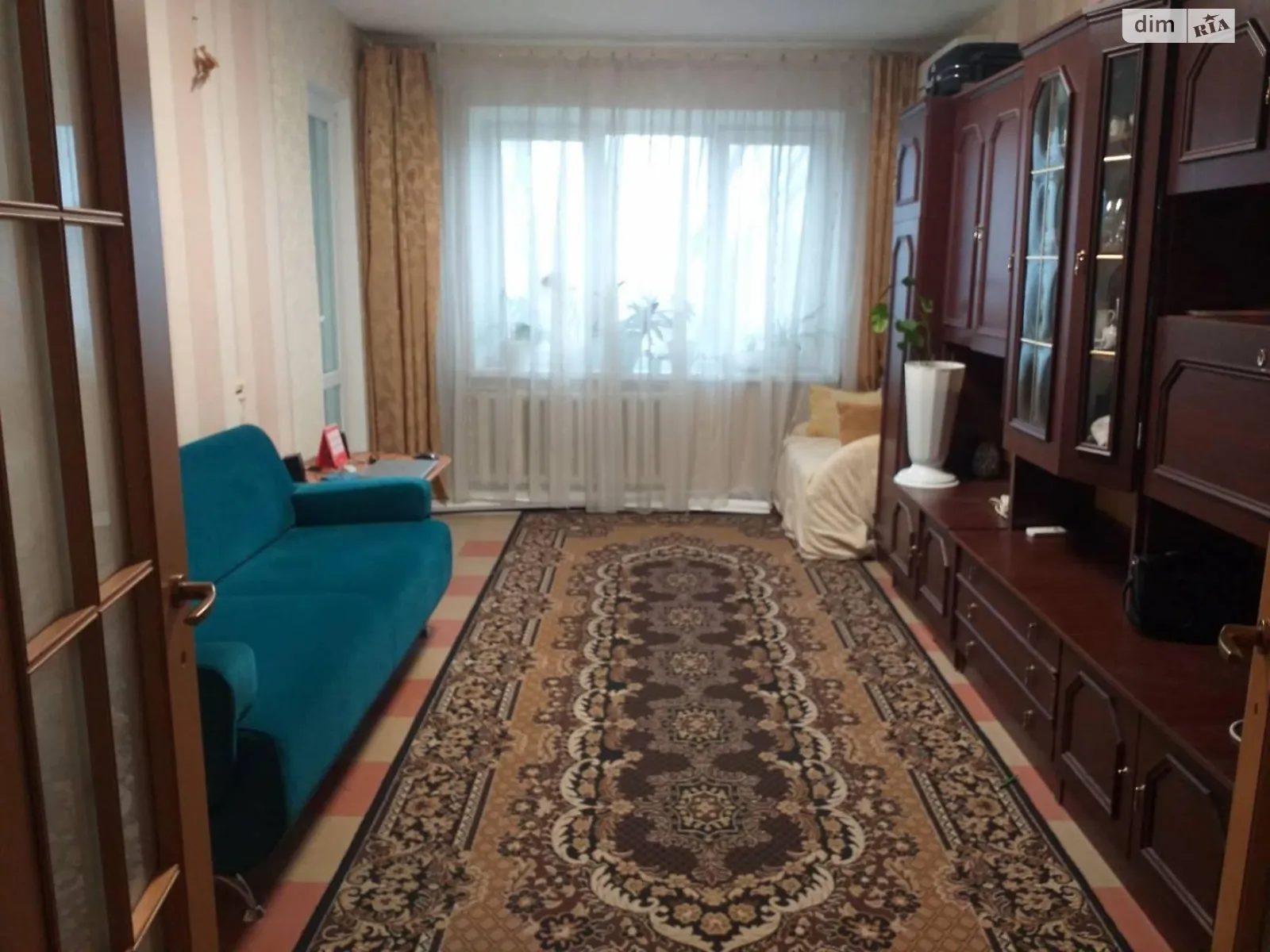 Продается 3-комнатная квартира 64 кв. м в Одессе, просп. Добровольского