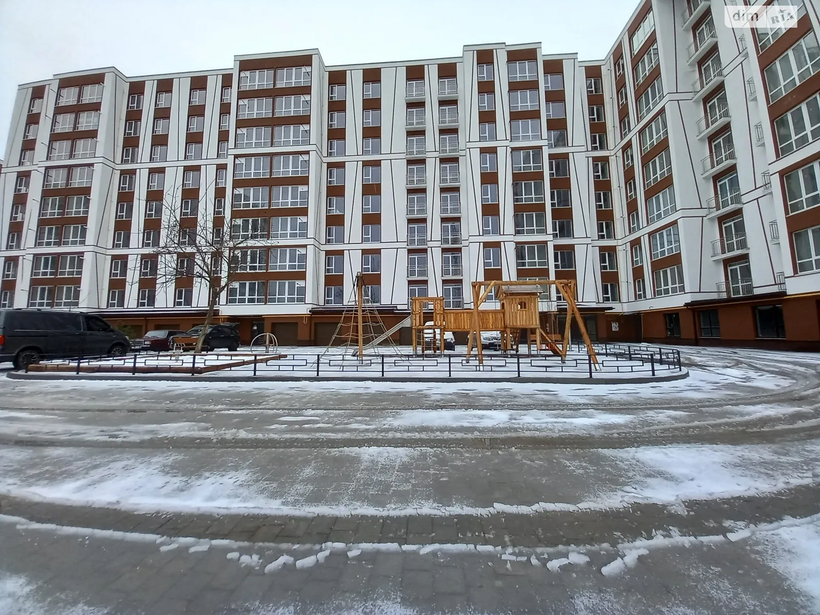 Продается 2-комнатная квартира 52 кв. м в Ивано-Франковске - фото 2