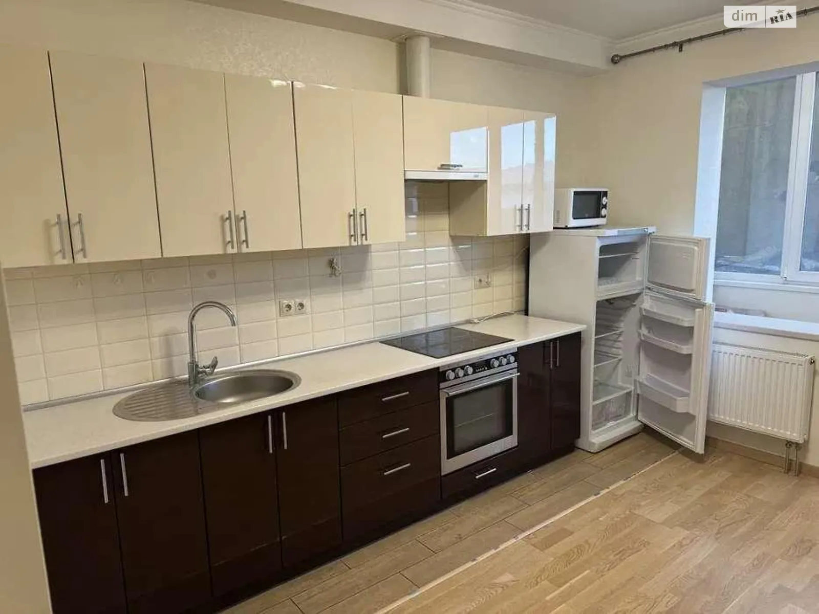 Продается 1-комнатная квартира 57 кв. м в Киеве, цена: 54500 €