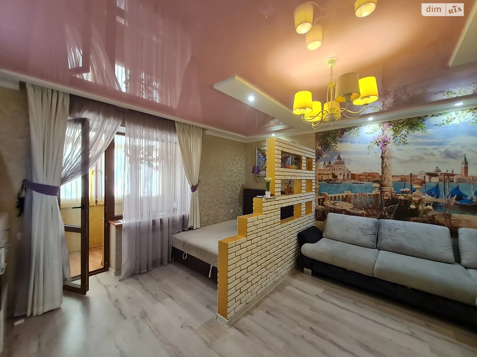 Продається 2-кімнатна квартира 50.1 кв. м у Миколаєві, цена: 45000 $