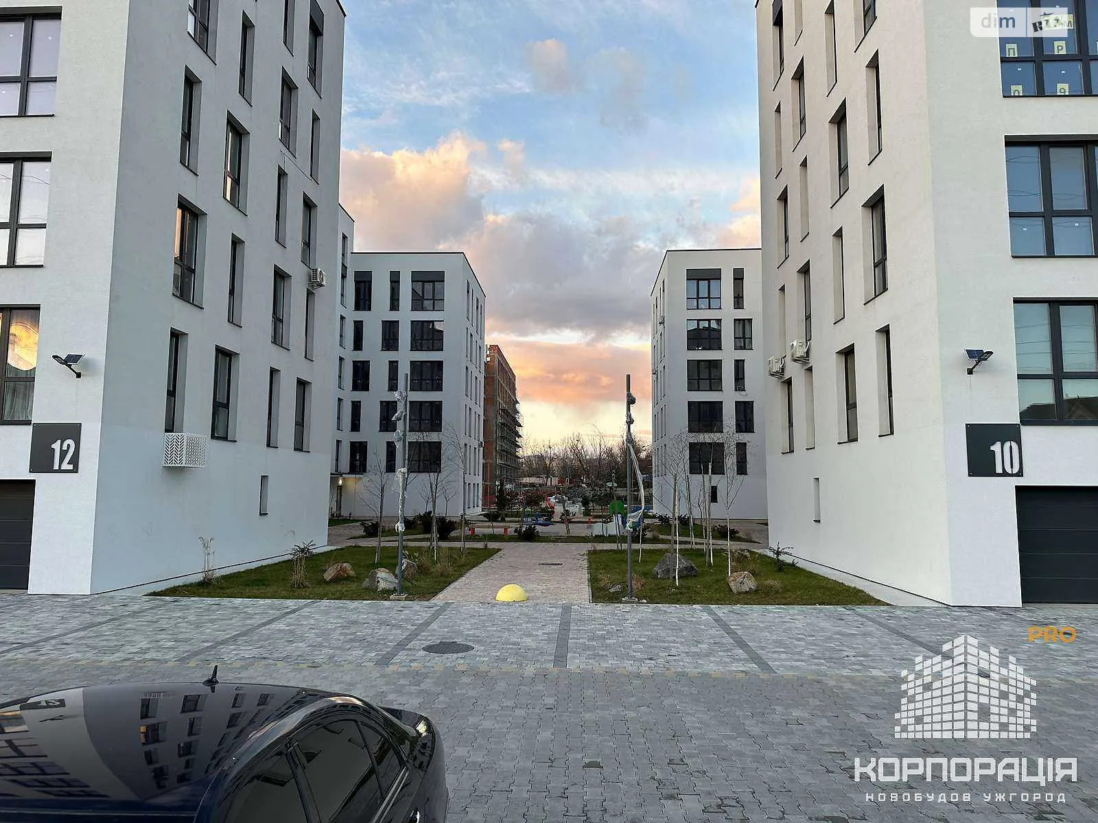 Продается 1-комнатная квартира 43.26 кв. м в Минае, ул. Августина Волошина - фото 1