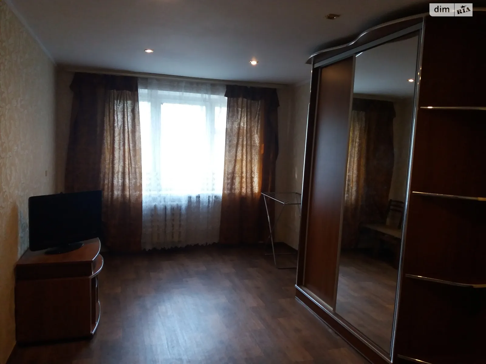 Продается 1-комнатная квартира 35.1 кв. м в Киеве, ул. Метростроевская, 18 - фото 1