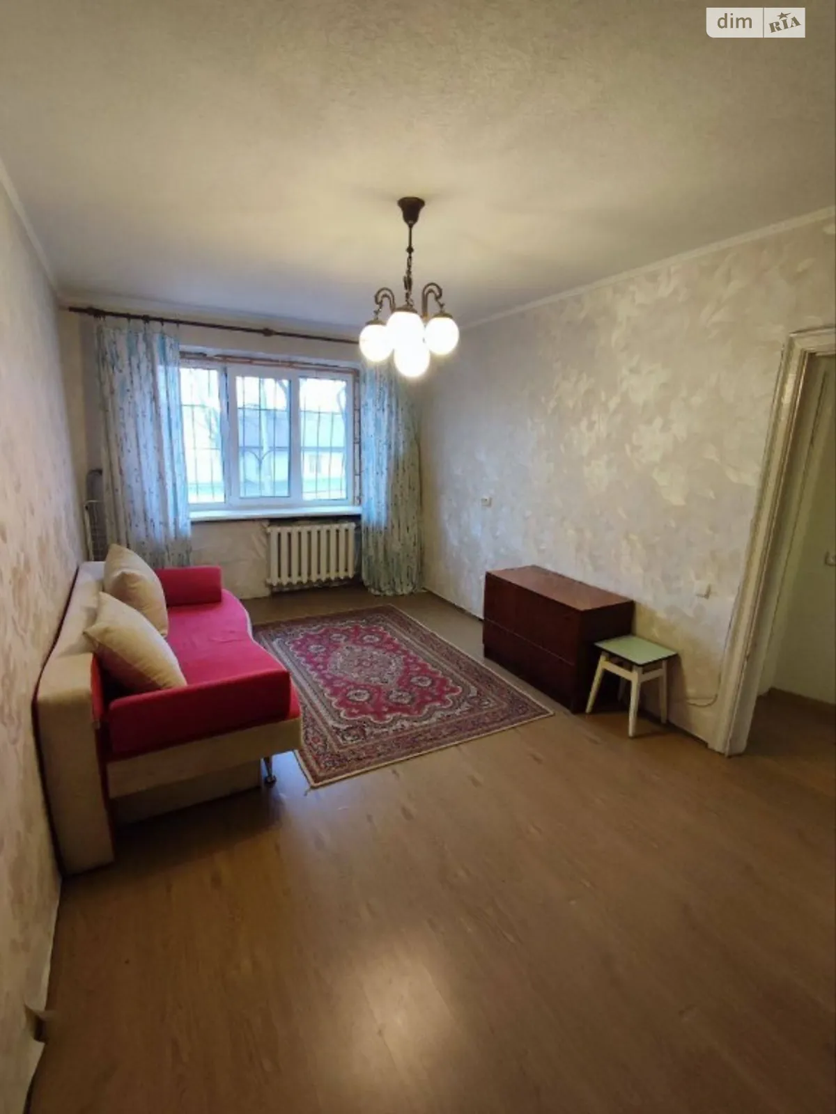 Продается 1-комнатная квартира 32 кв. м в Днепре, ул. Савченко Юрия - фото 1