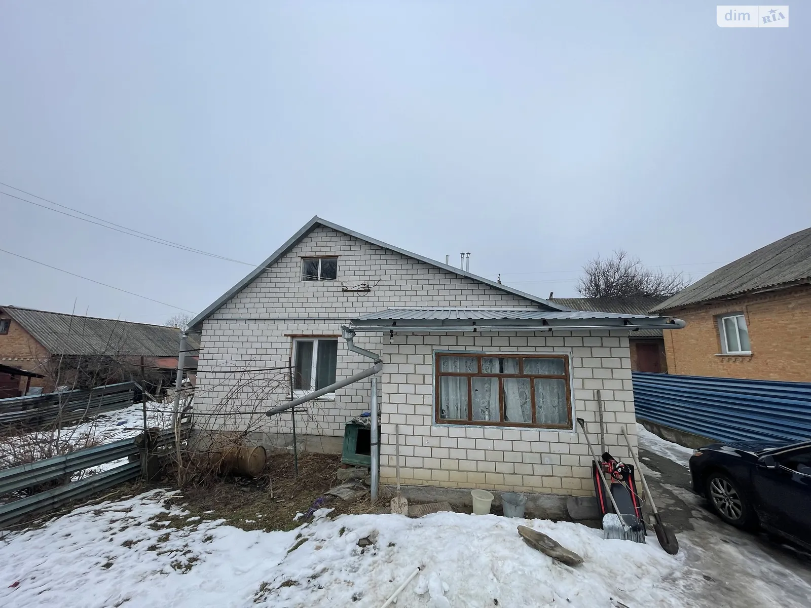 Продається одноповерховий будинок 66 кв. м з каміном, цена: 31000 $