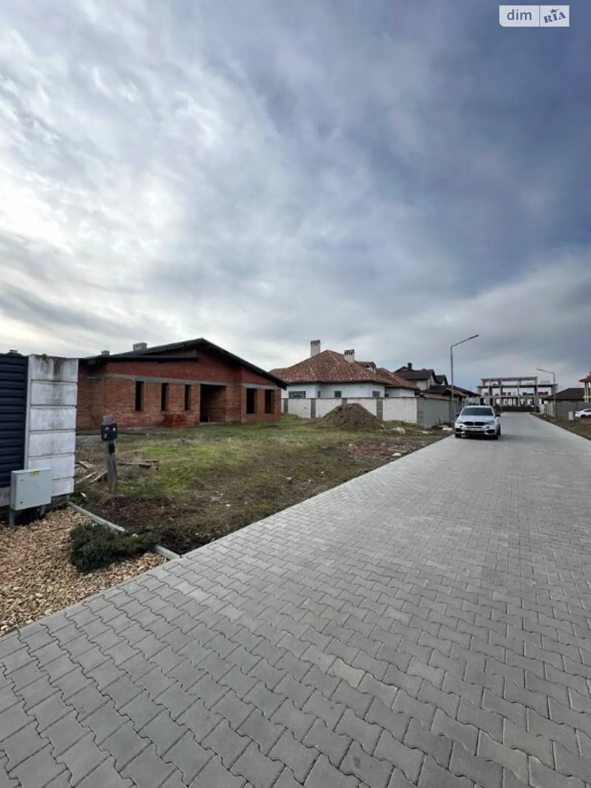 Продается одноэтажный дом 260 кв. м с подвалом, цена: 270000 $ - фото 1