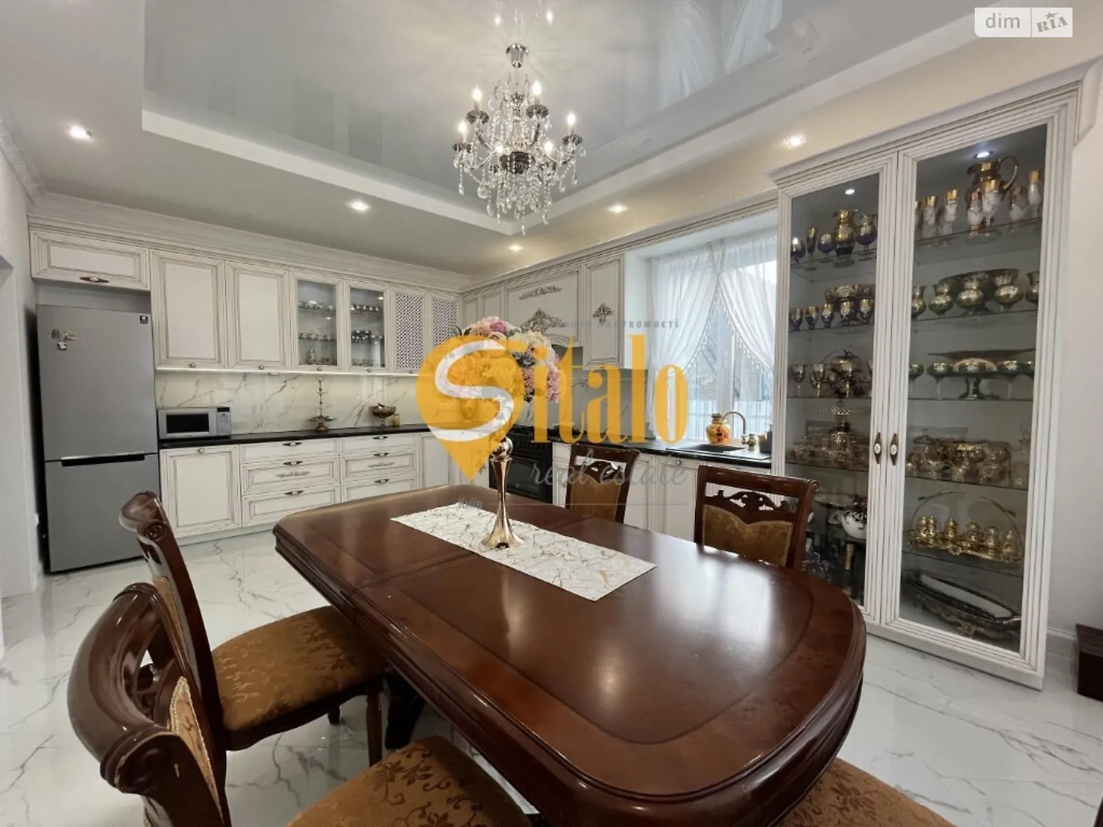 Продается дом на 2 этажа 159.2 кв. м с беседкой, цена: 550000 $ - фото 1