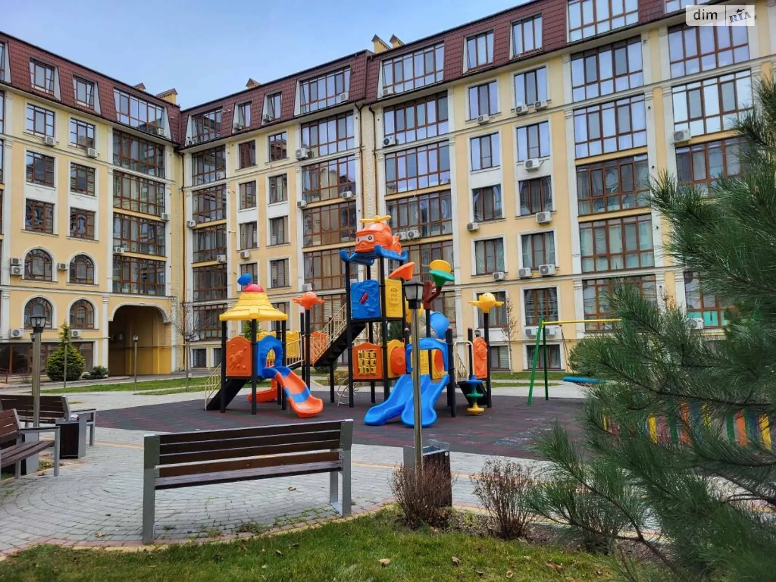 Продается 2-комнатная квартира 73 кв. м в Одессе, ул. Дача Ковалевского, 121