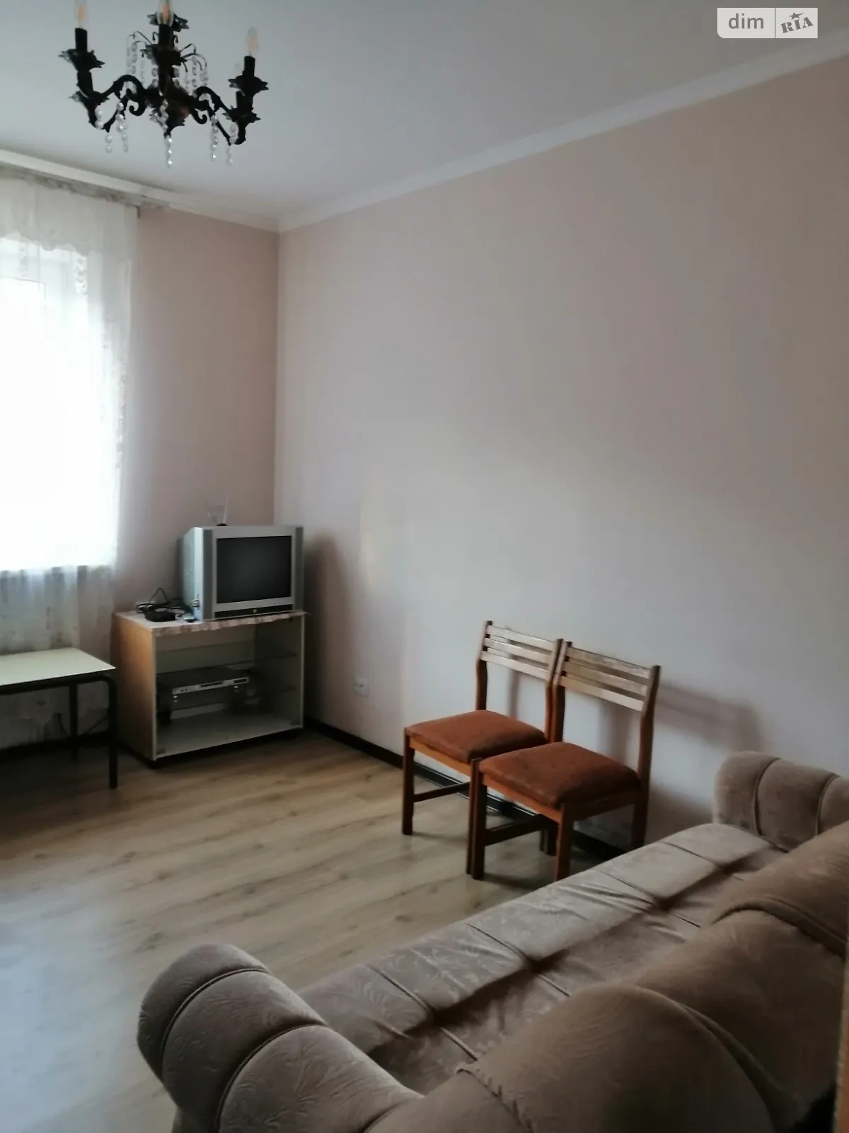 Продается 1-комнатная квартира 25 кв. м в Черновцах, ул. Главная, 158 - фото 1