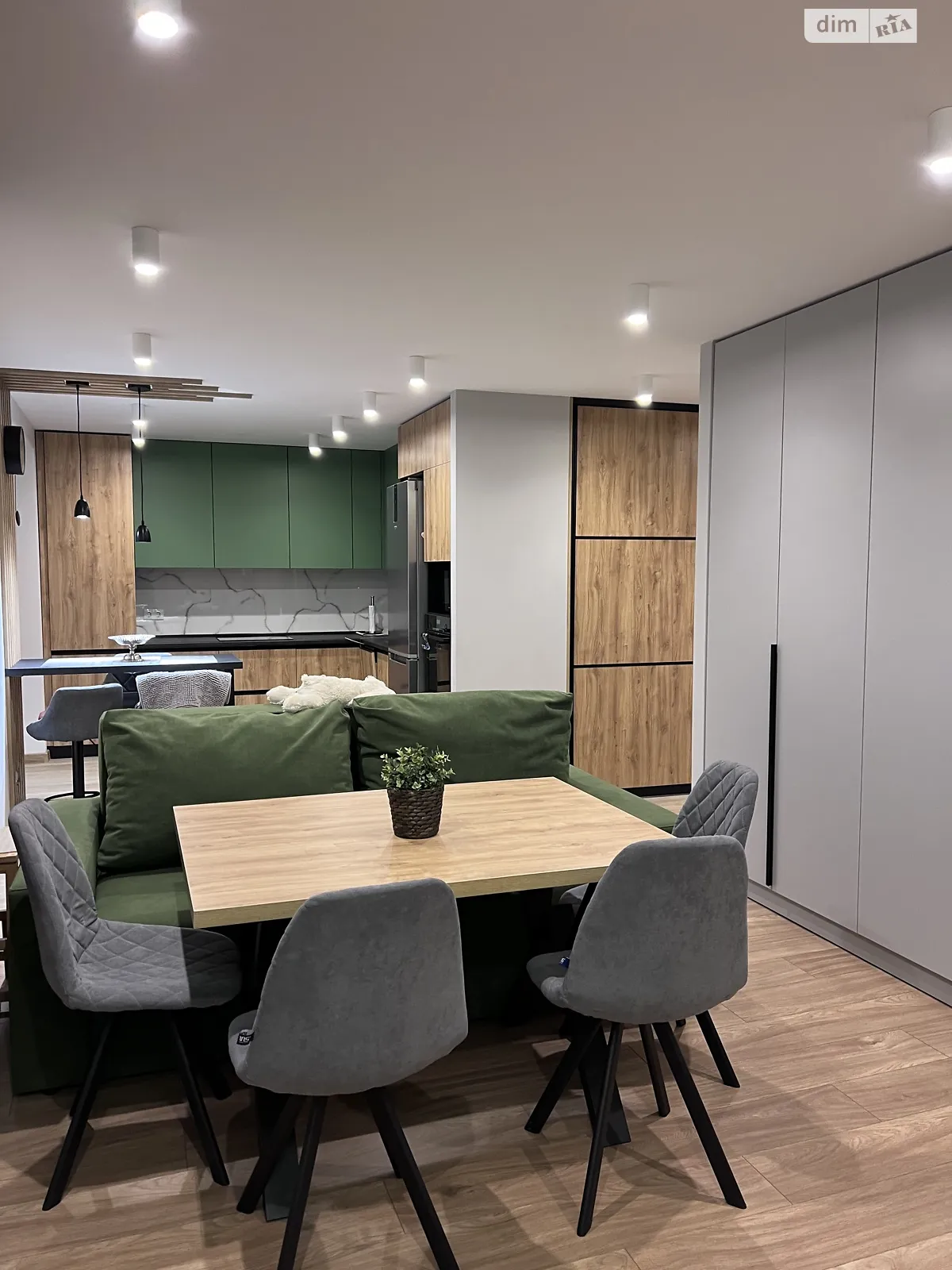 2-комнатная квартира 72 кв. м в Тернополе, цена: 100000 $ - фото 1