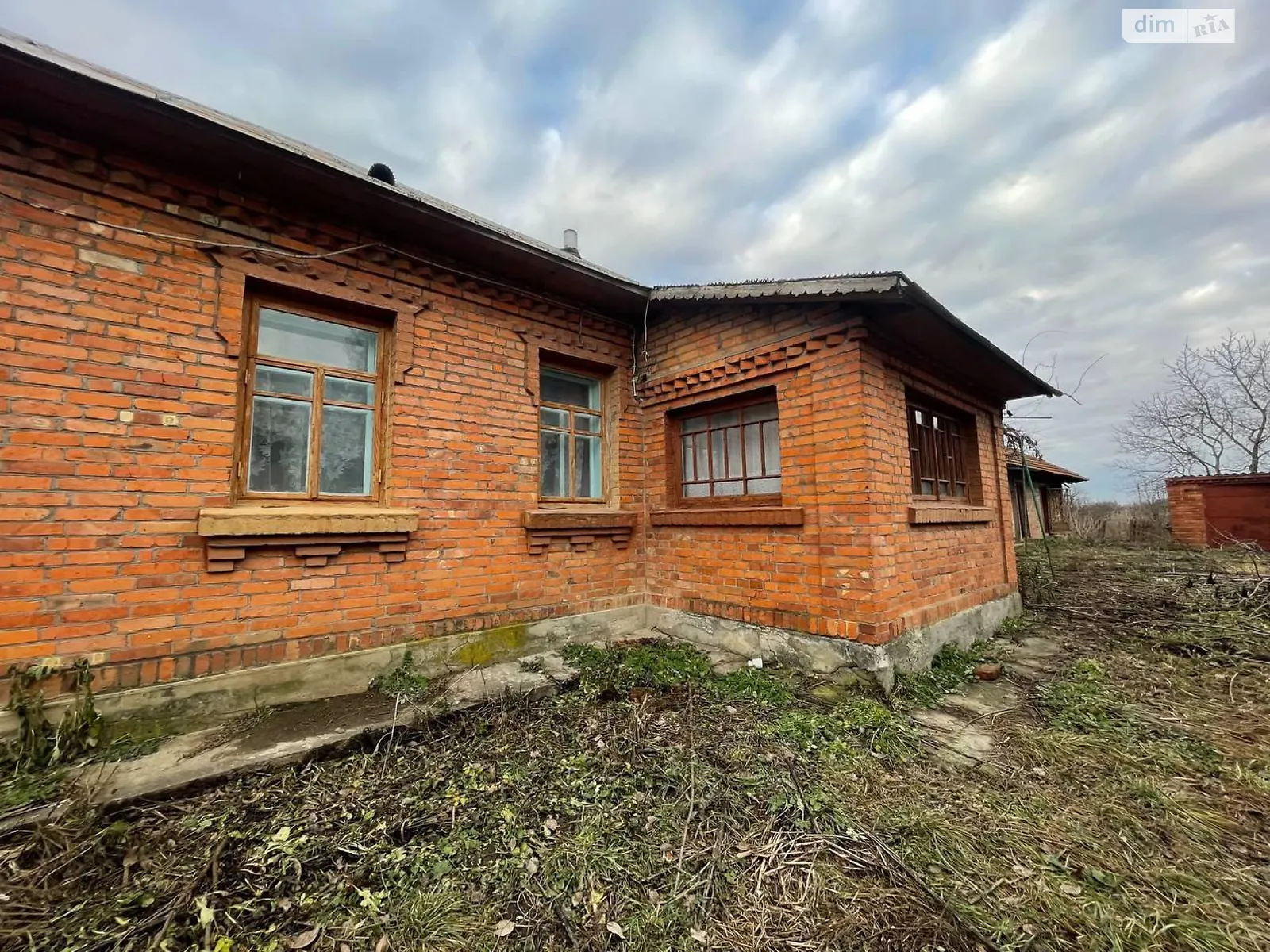 Продається одноповерховий будинок 70 кв. м з каміном, цена: 25000 $