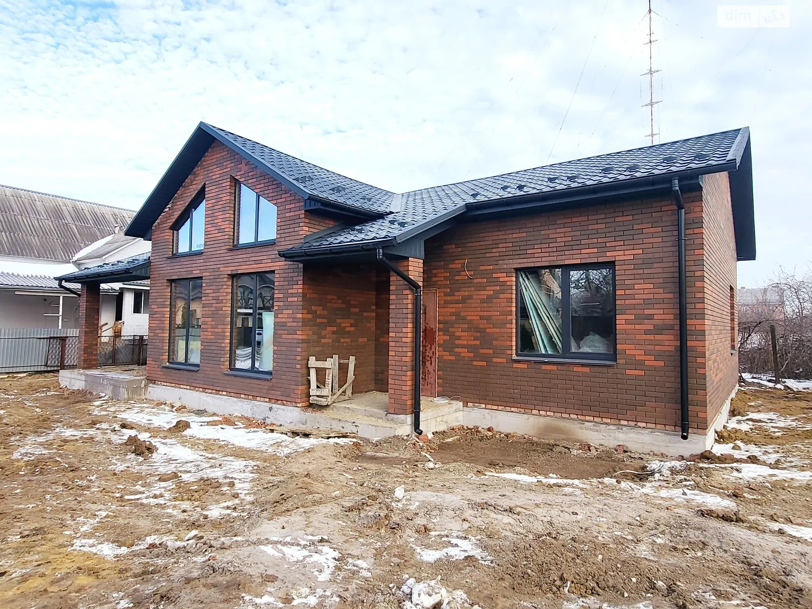 Продается одноэтажный дом 120 кв. м с садом, цена: 130000 $ - фото 1