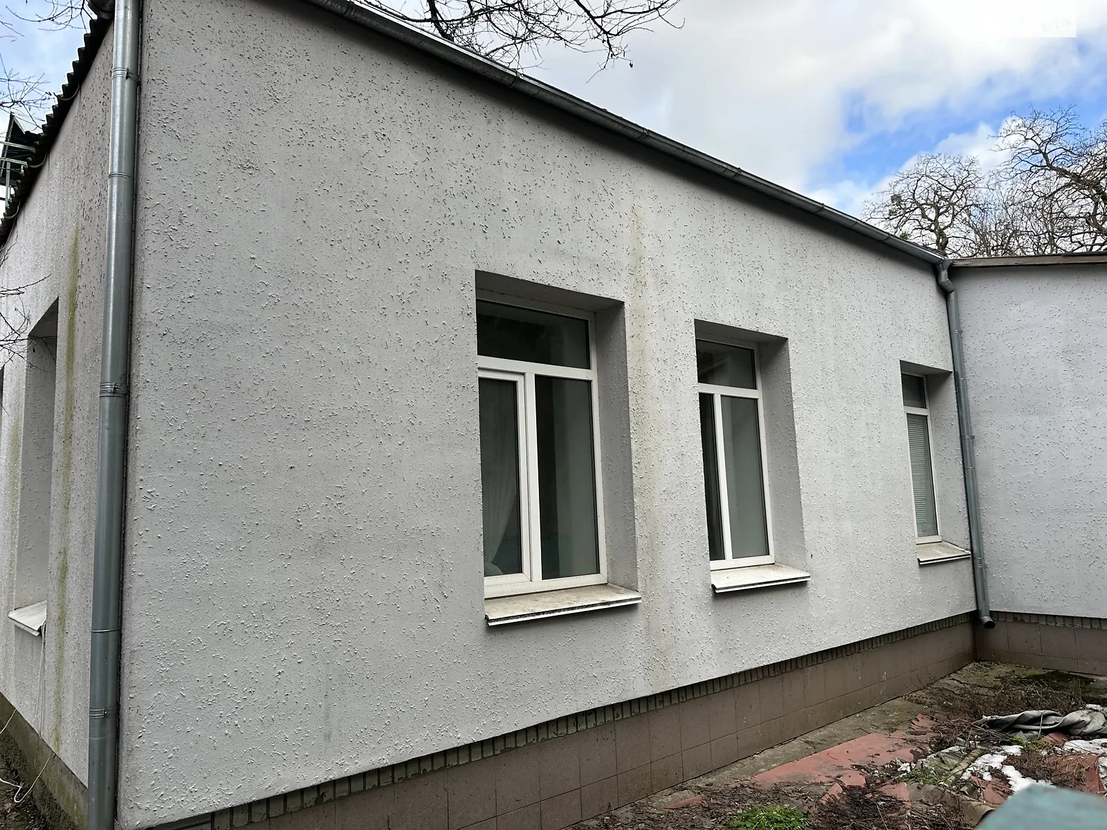 Продається одноповерховий будинок 160 кв. м з каміном, цена: 140000 $