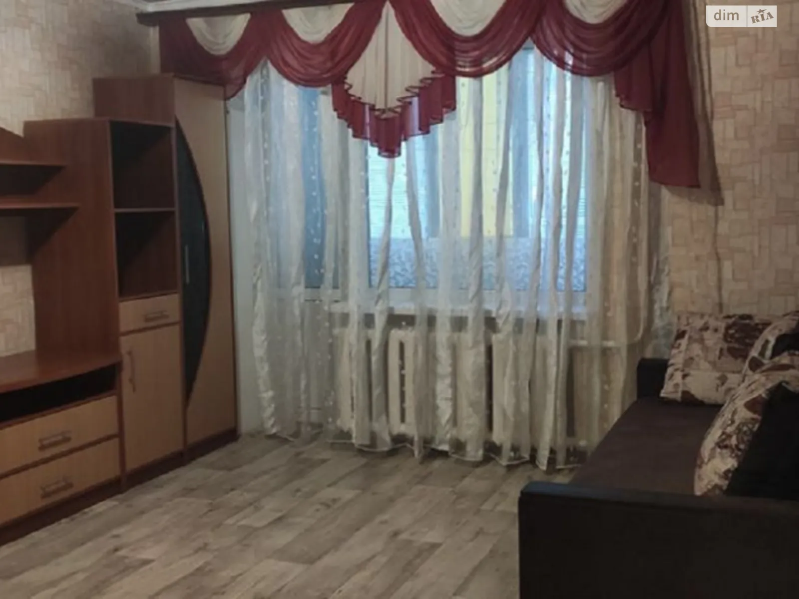 Продается 1-комнатная квартира 36 кв. м в Полтаве, пер. Чайковского