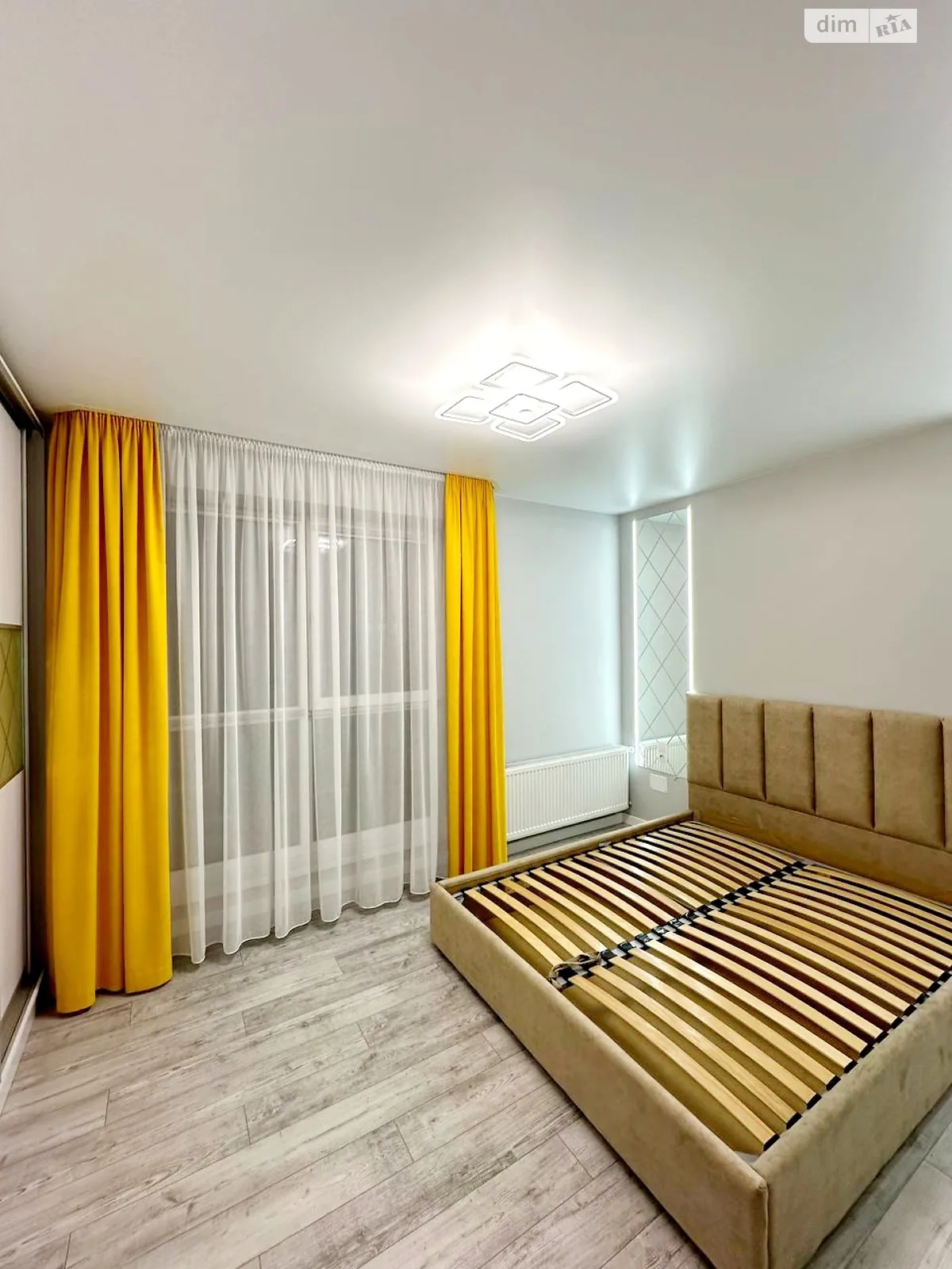 Продается 2-комнатная квартира 65 кв. м в Ровно, ул. Черновола Вячеслава - фото 1