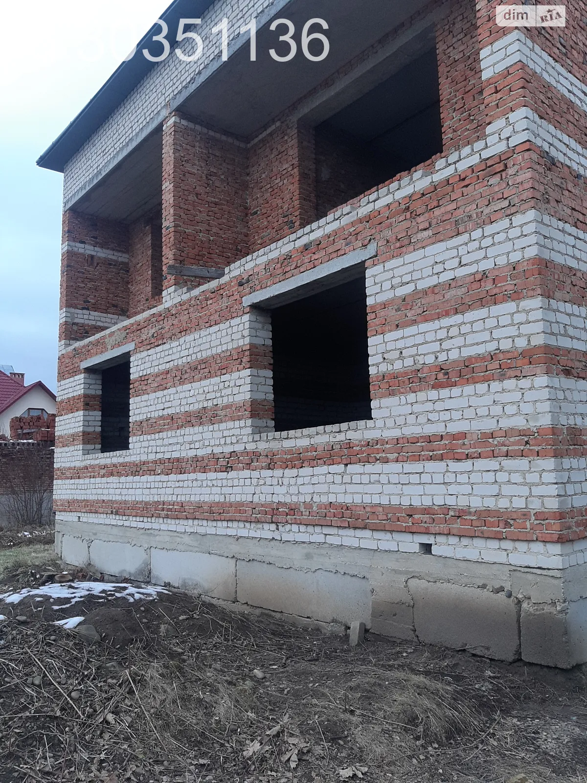 Продається будинок 2 поверховий 200 кв. м з гаражем, цена: 26200 $