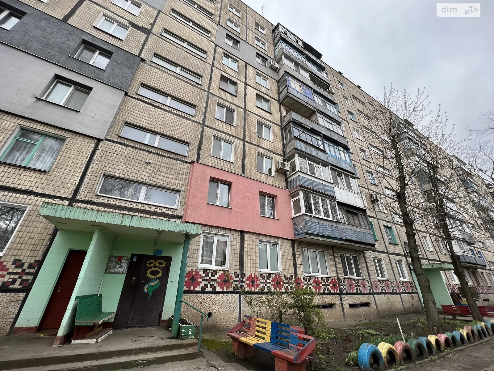 Продается 3-комнатная квартира 62.6 кв. м в Кривом Роге, цена: 10000 $