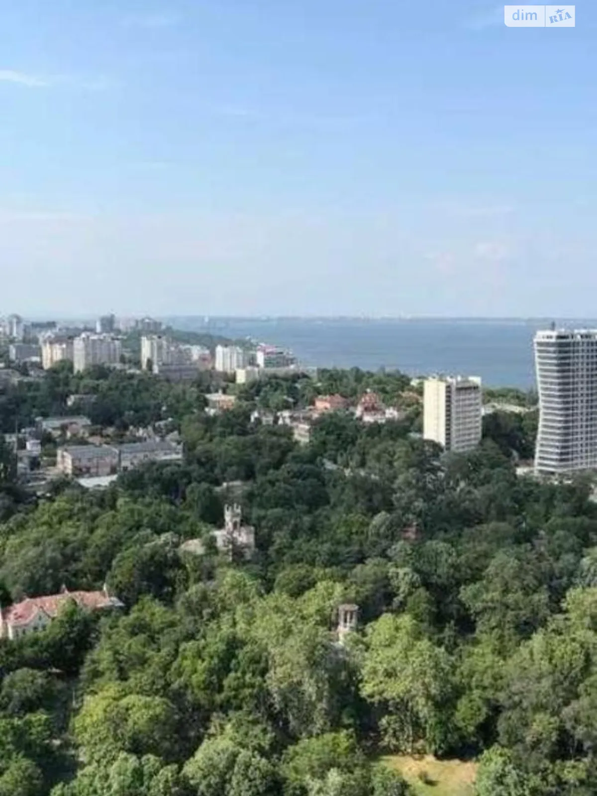Продается 3-комнатная квартира 112 кв. м в Одессе, цена: 160000 $