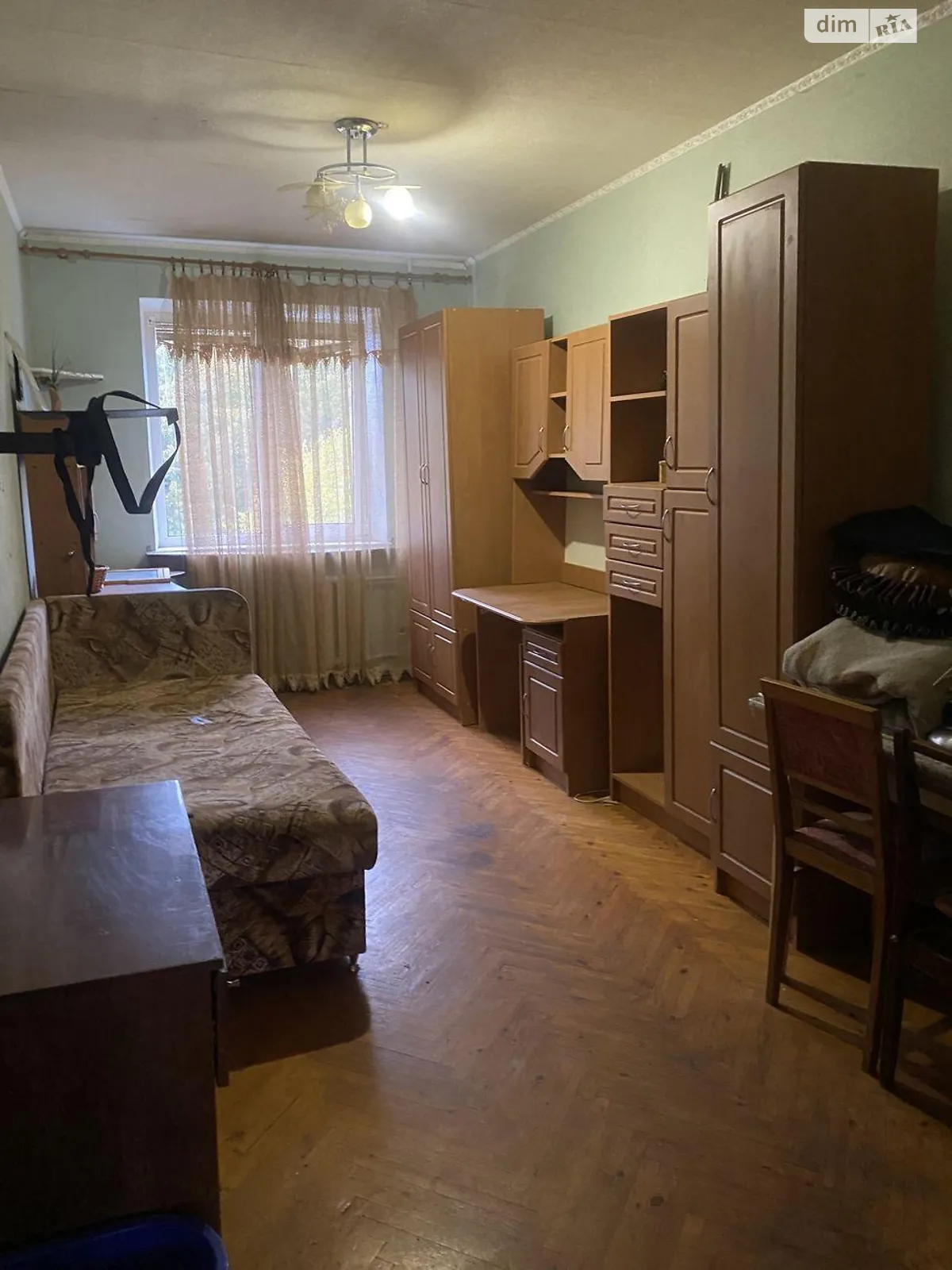 Продається 2-кімнатна квартира 45 кв. м у Харкові, вул. Героїв Праці, 37В