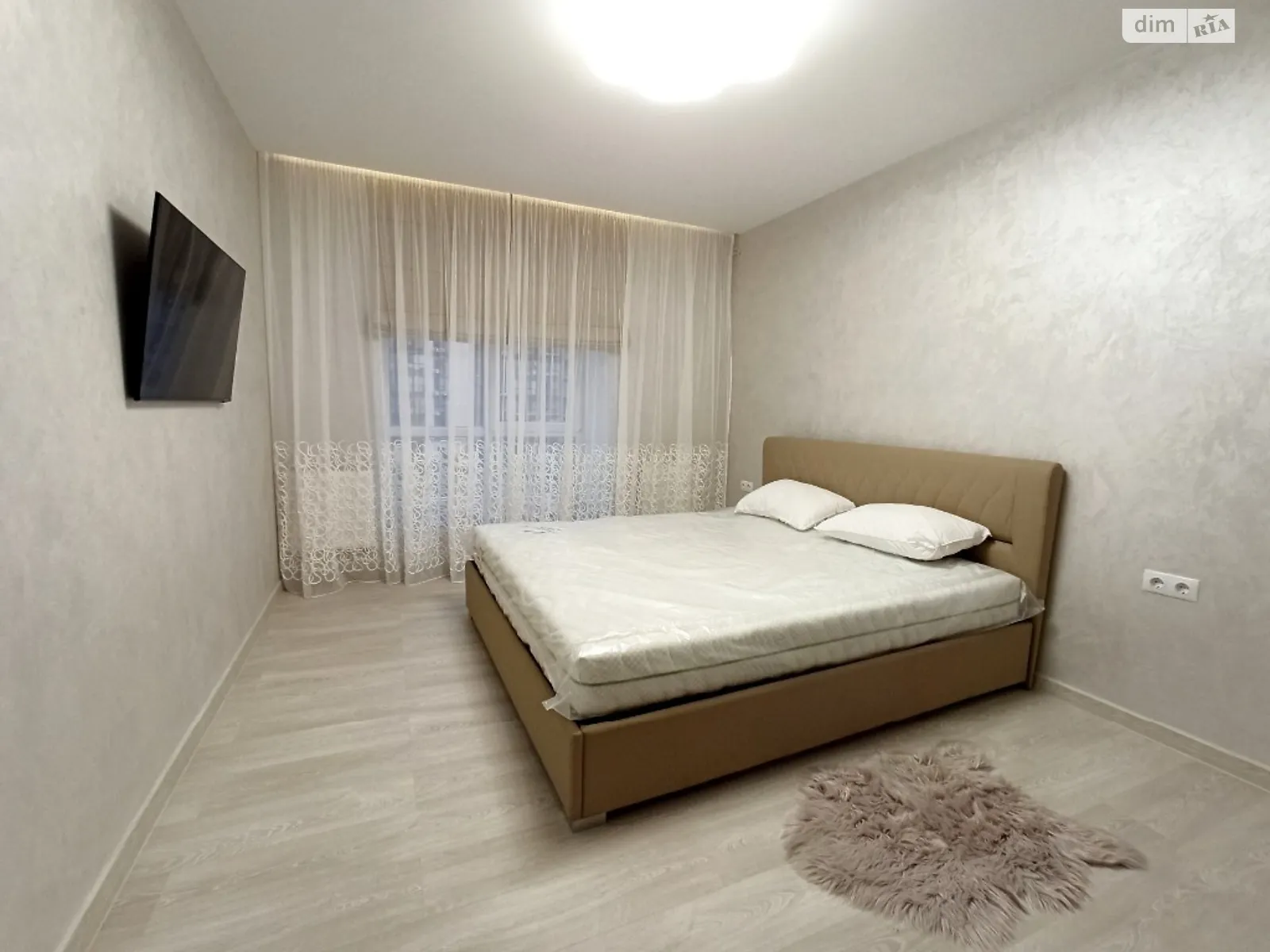Сдается в аренду 1-комнатная квартира 47 кв. м в Днепре, цена: 23000 грн