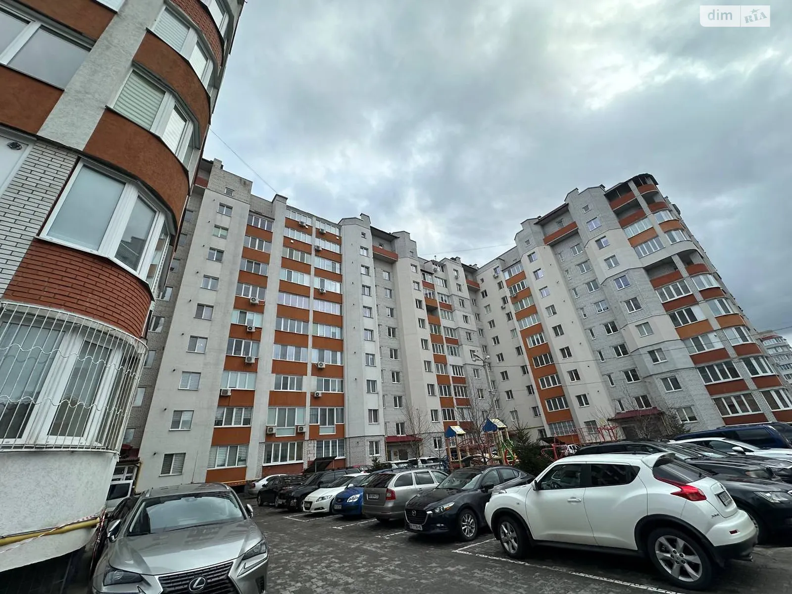 Продается 1-комнатная квартира 46 кв. м в Хмельницком, ул. Водопроводная