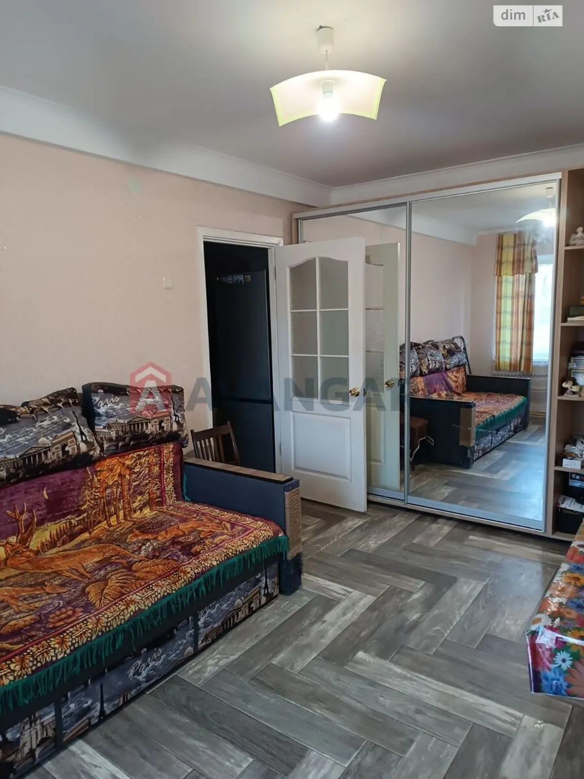 3-комнатная квартира 44 кв. м в Запорожье, цена: 20000 $