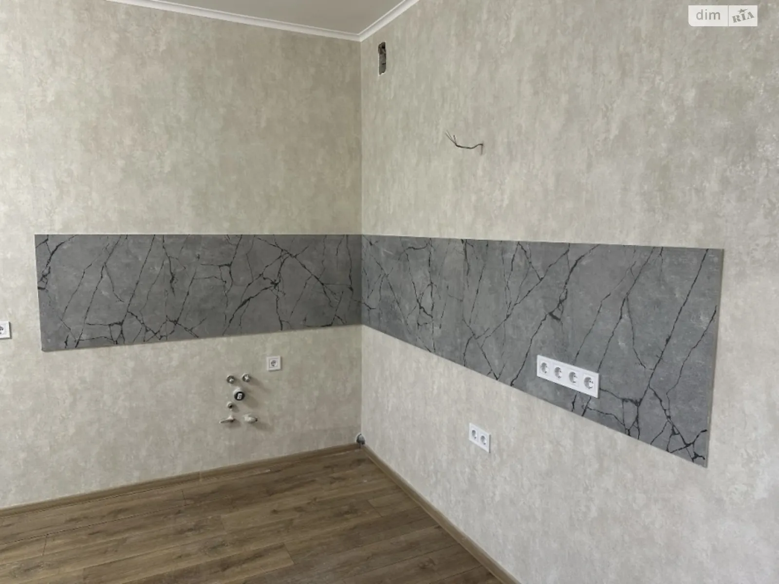 Продается 1-комнатная квартира 53 кв. м в Житомире, цена: 62600 $