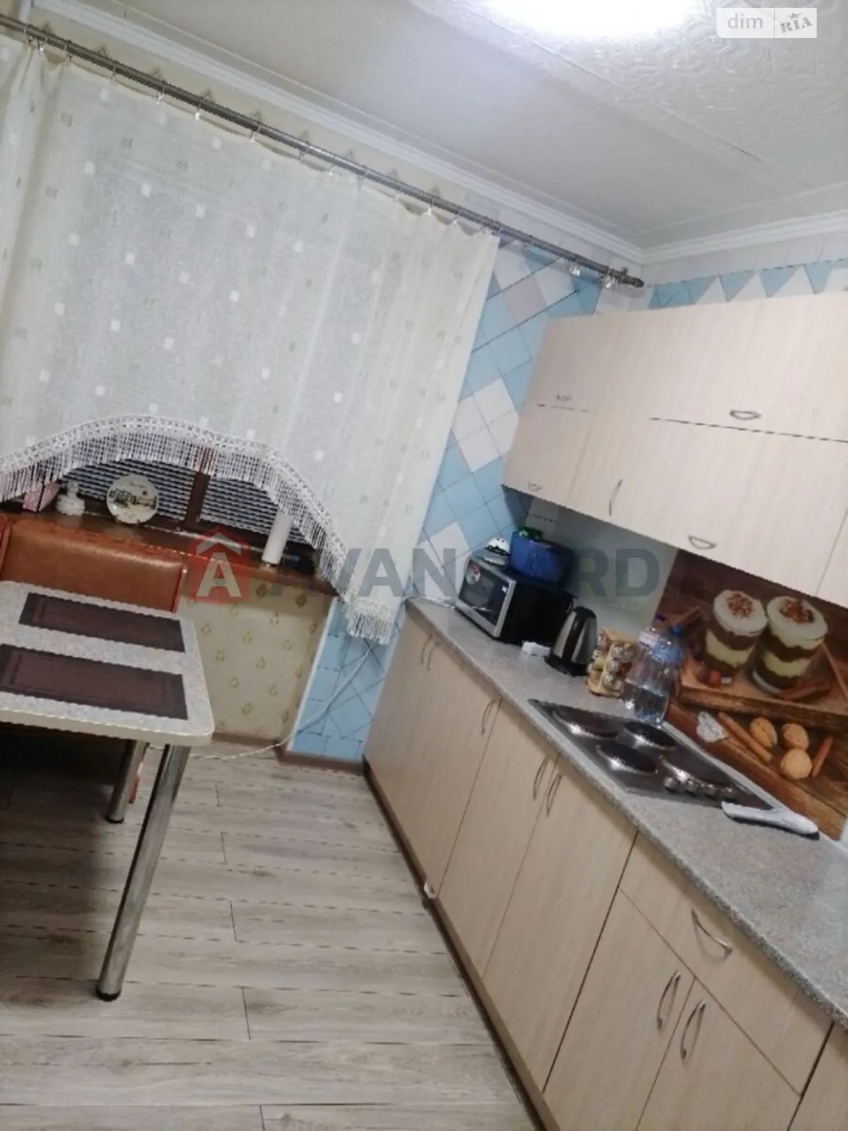 2-кімнатна квартира 56 кв. м у Запоріжжі, цена: 24999 $