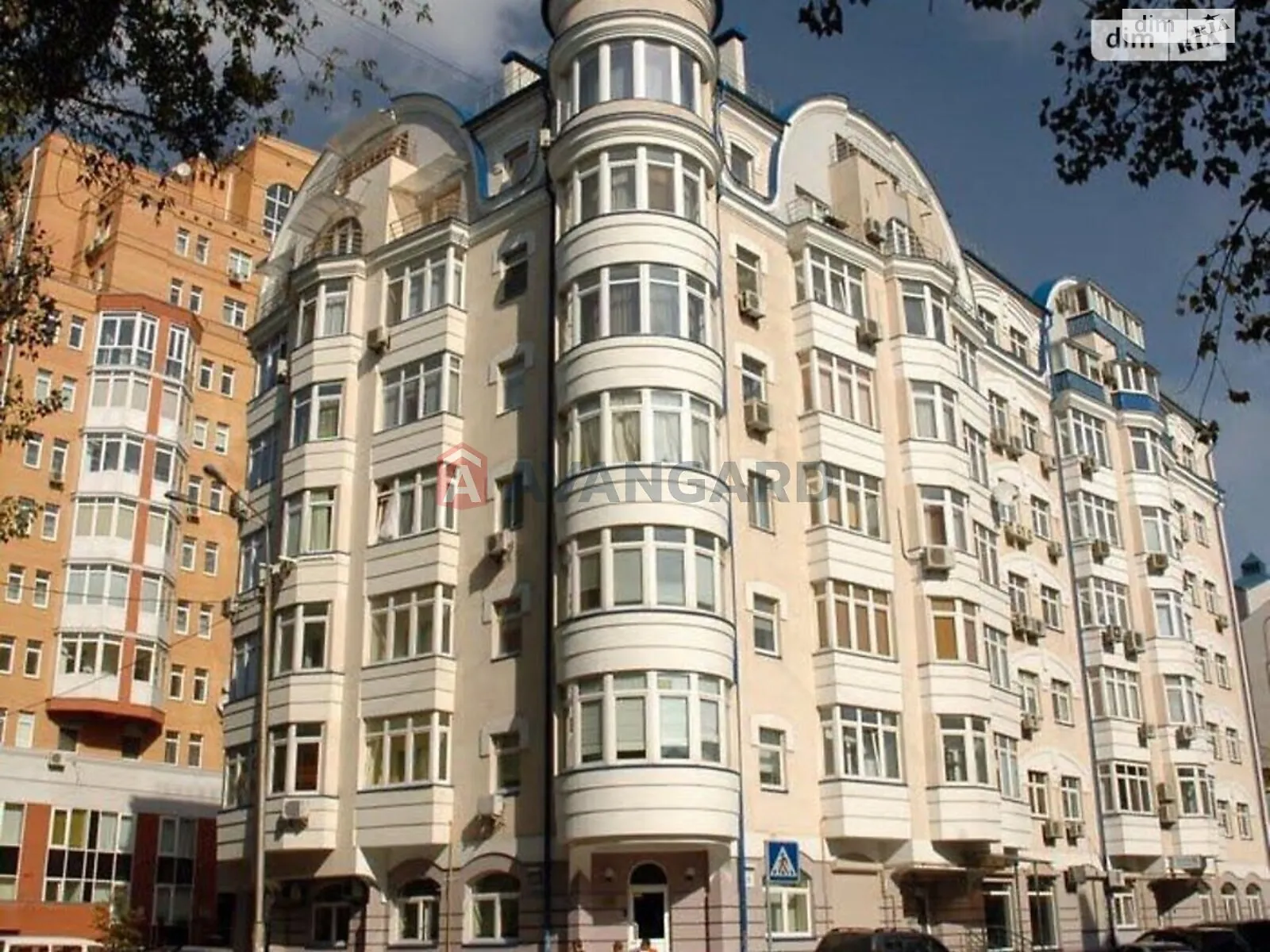 Продается 2-комнатная квартира 65 кв. м в Киеве, ул. Туровская, 29