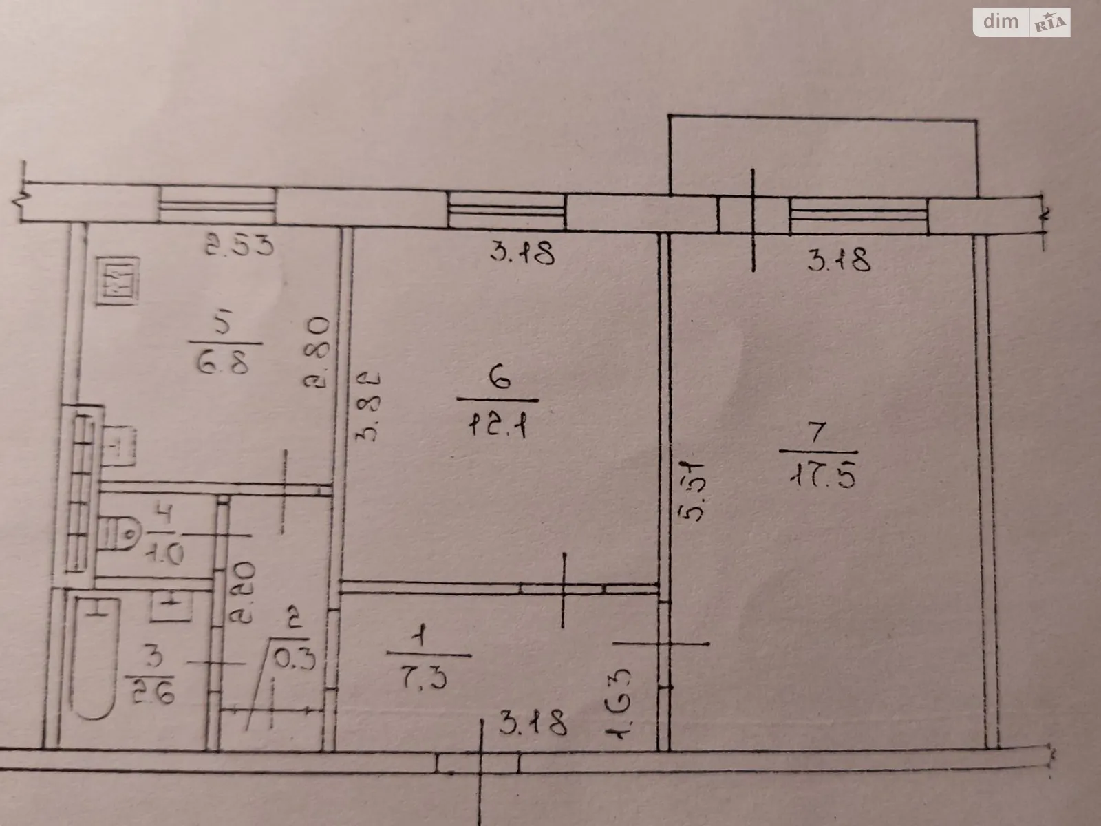 Продается 2-комнатная квартира 48.5 кв. м в Ровно, ул. Коновальца Евгения - фото 1