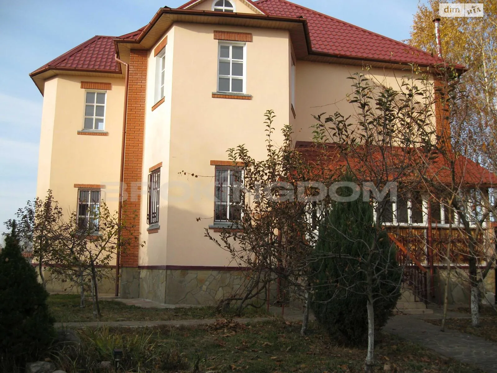 Продається будинок 2 поверховий 230 кв. м з каміном, цена: 140000 $ - фото 1