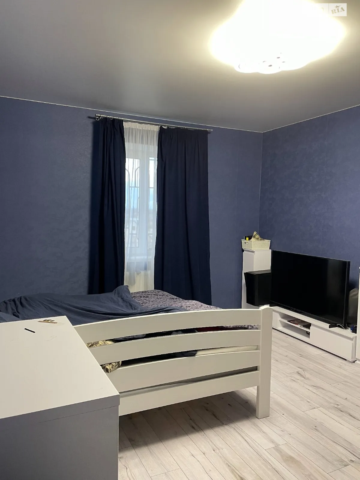 Продається будинок 2 поверховий 226 кв. м з гаражем, цена: 75000 $