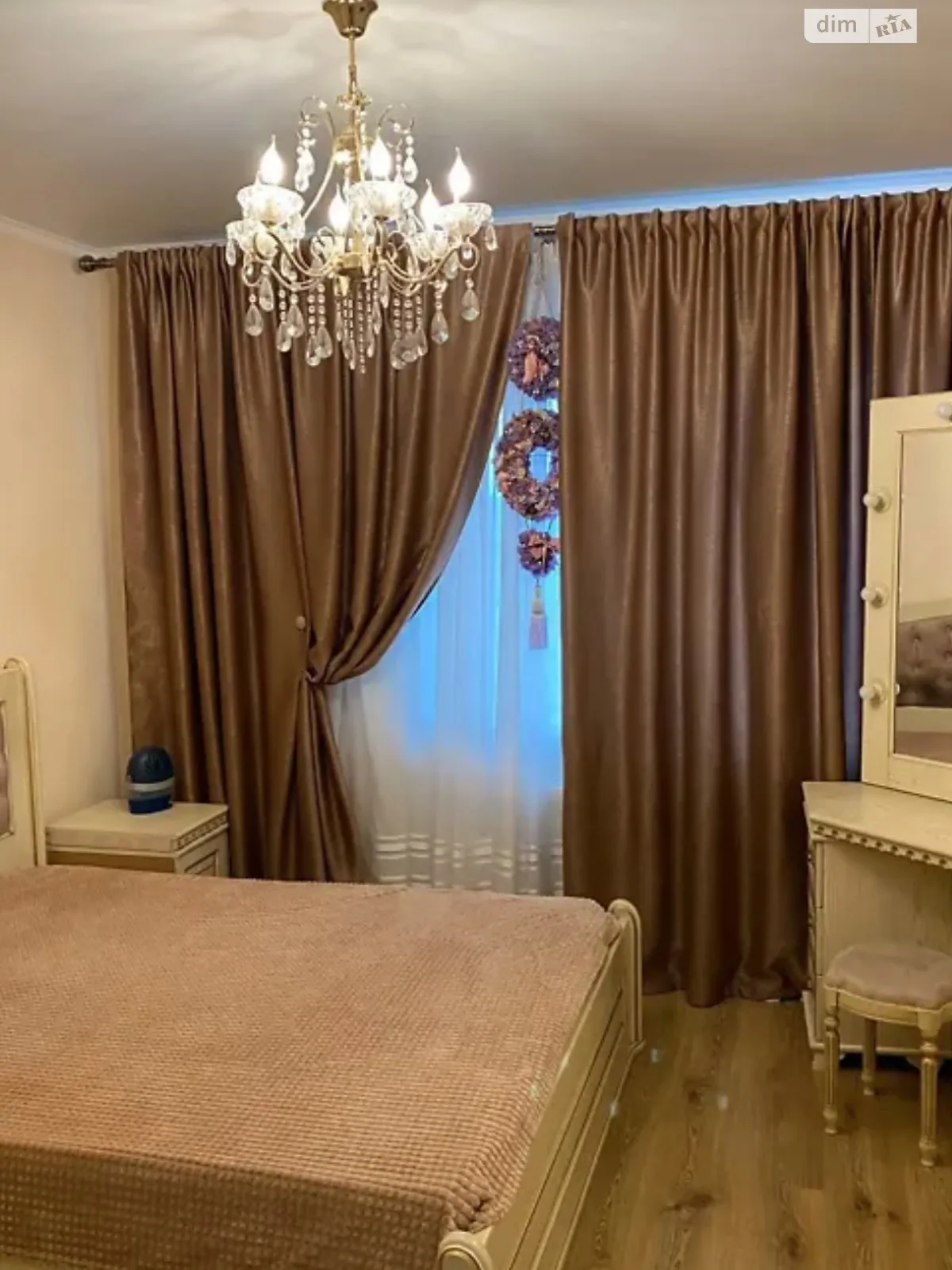 3-комнатная квартира 87 кв. м в Тернополе, цена: 380 $