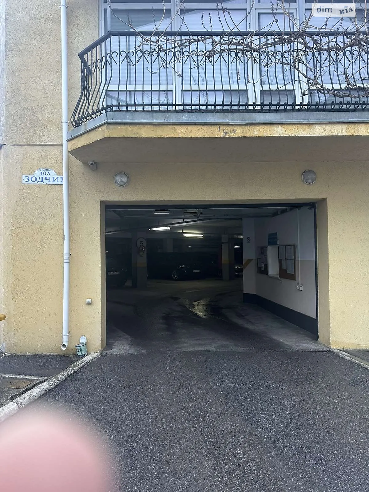 Продается подземный паркинг под легковое авто на 18 кв. м - фото 3