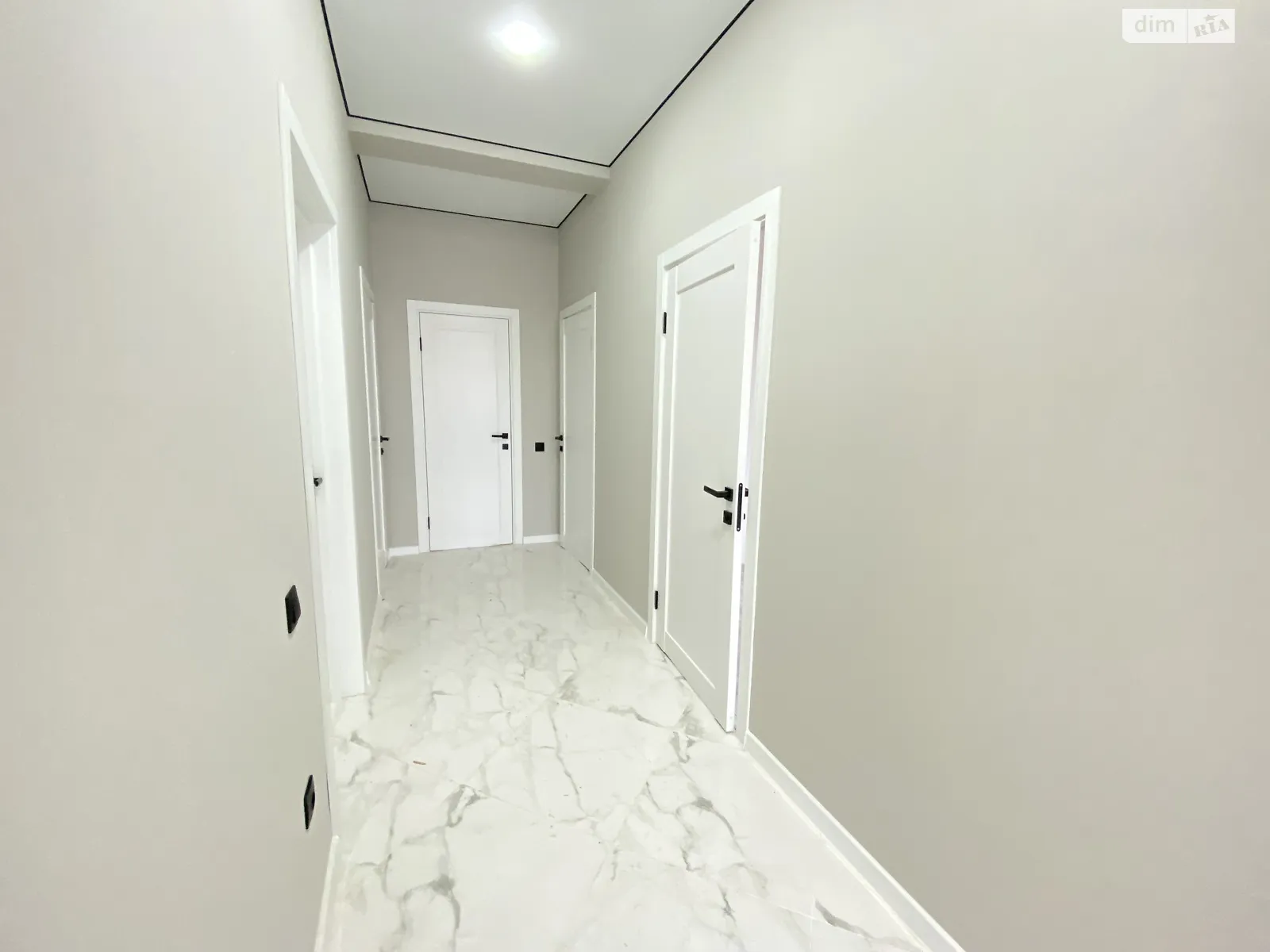 Продається одноповерховий будинок 110 кв. м з садом, цена: 99999 $ - фото 1