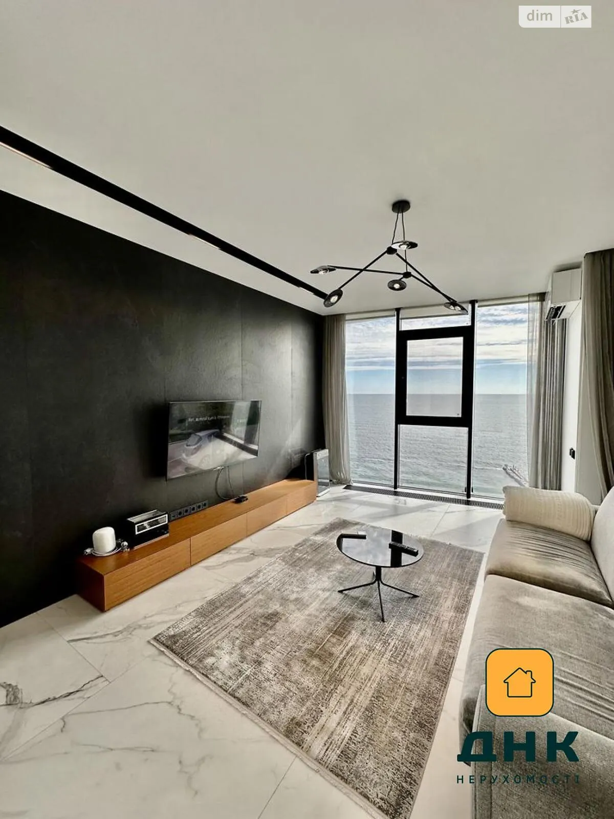 Продается 2-комнатная квартира 80 кв. м в Одессе, цена: 260000 $