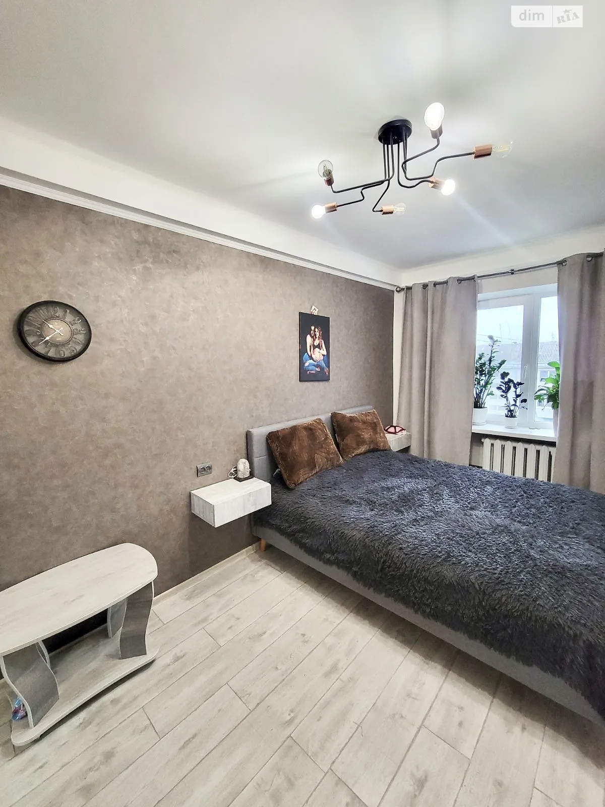 2-кімнатна квартира 43.05 кв. м у Запоріжжі, цена: 24000 $
