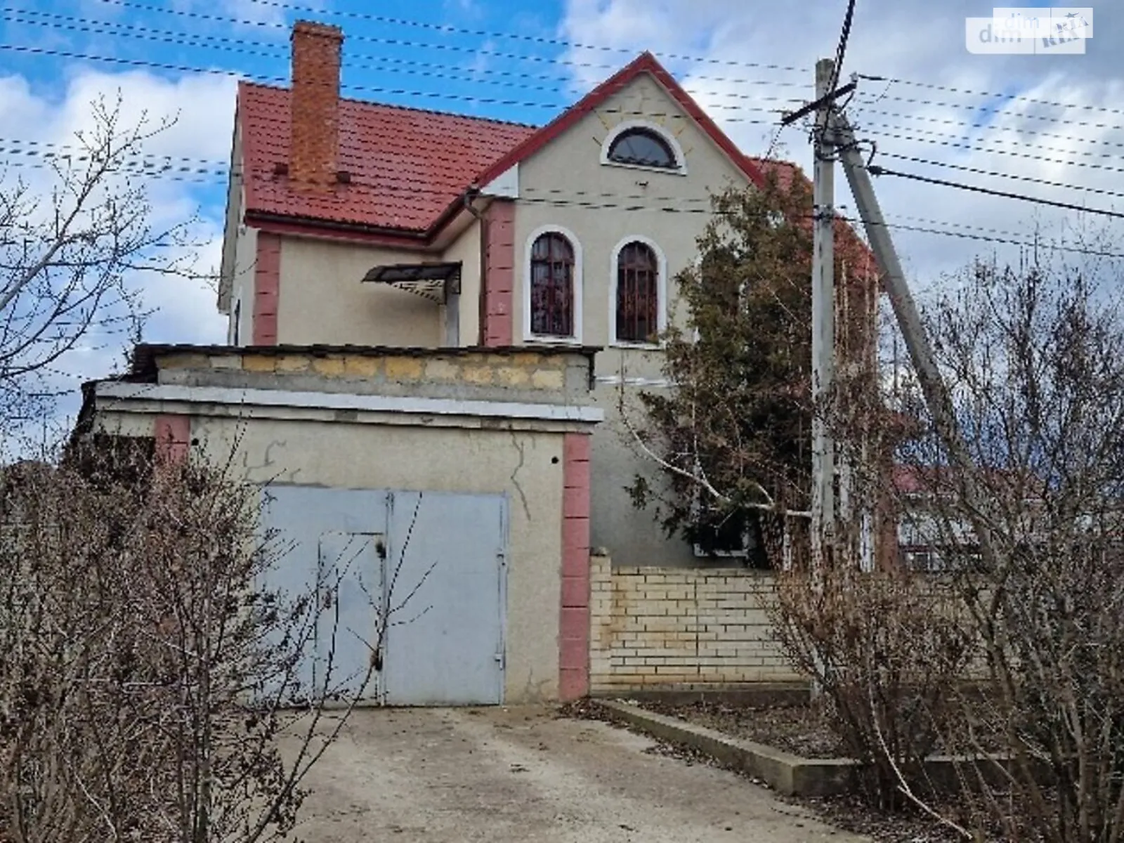 Продается 3-комнатная квартира 220 кв. м в Молодежном, цена: 83000 $ - фото 1