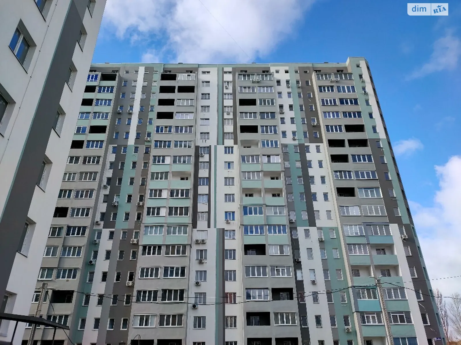 Продается 2-комнатная квартира 61 кв. м в Харькове, ул. Заливная, 8А - фото 1