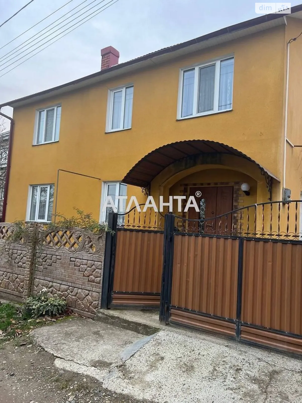 Продається будинок 2 поверховий 110 кв. м с басейном, цена: 66000 $